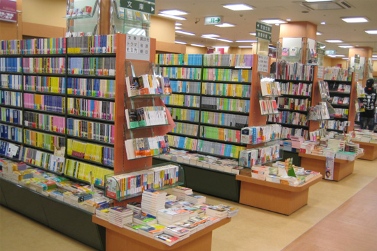 くまざわ書店 | DEKKY401